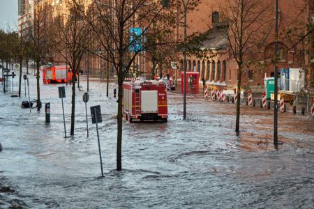 sturmflut-hafencity-29-oktober-2017_26236874579_o.jpg