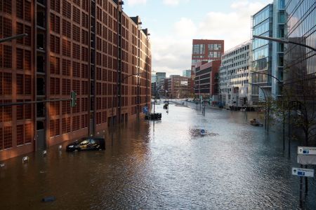 sturmflut-hafencity-29-oktober-2017_37960170366_o.jpg